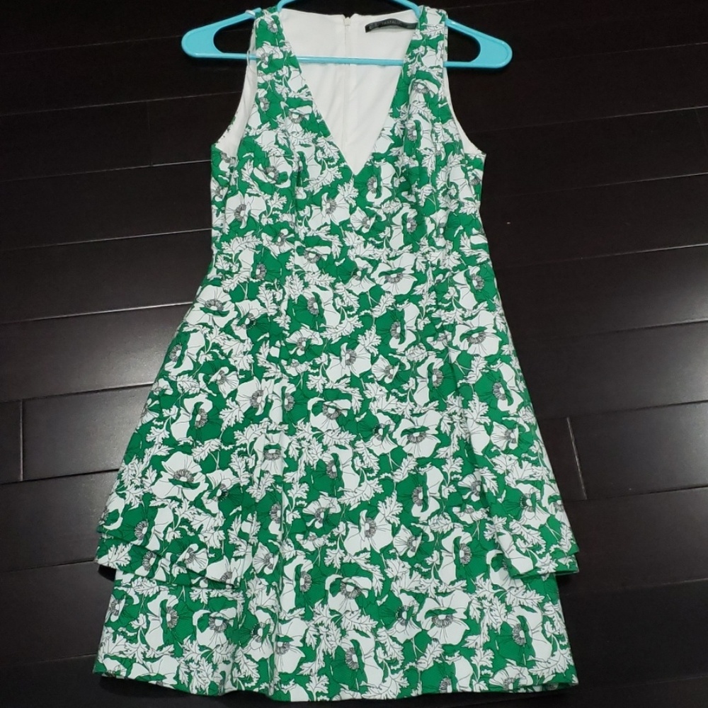 Zara Trafaluc Fit and Flare Green Flower Dress